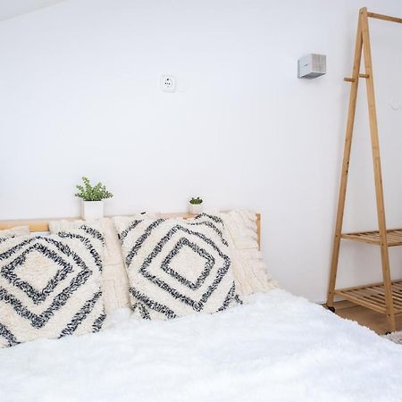 Sziklai Apartman Veszprém Extérieur photo