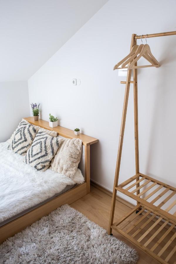 Sziklai Apartman Veszprém Extérieur photo