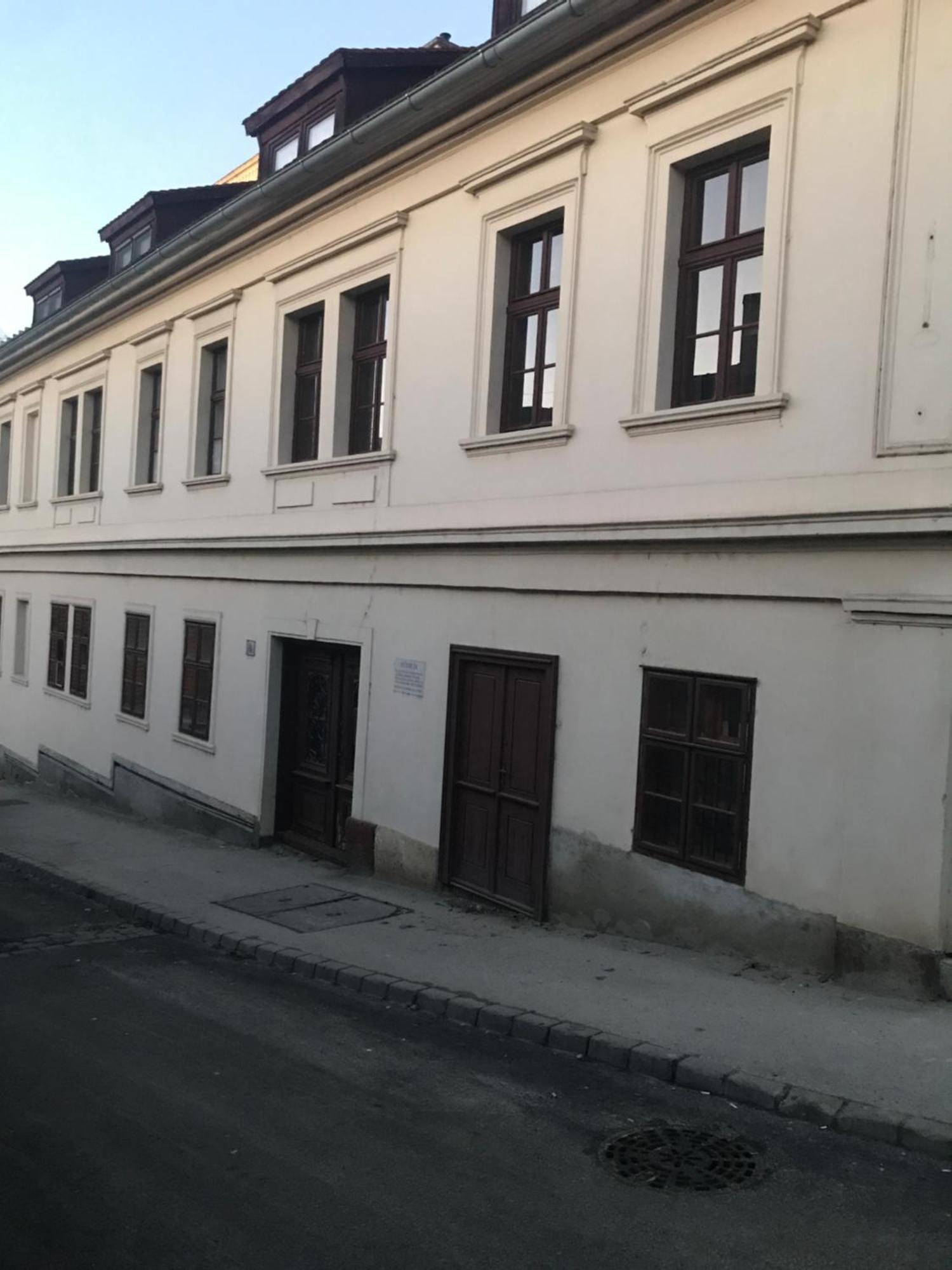 Sziklai Apartman Veszprém Extérieur photo